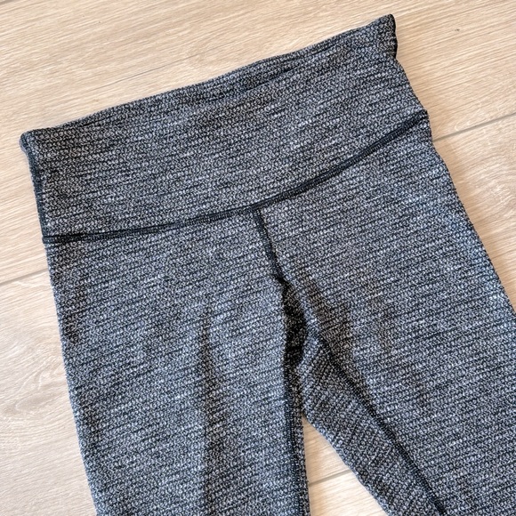 Lululemon Wunder Under Pant lll Black And White Leggings Size 6 - Picture 2 of 4